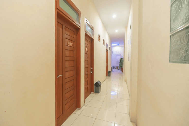 Public Area 3, RedDoorz @ Haraito Tarutung, North Tapanuli