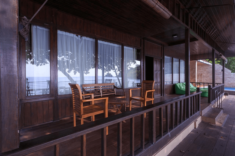 Sylvia Beach Villa, Manggarai Barat