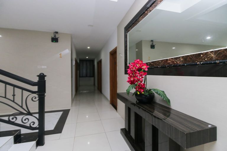 Arotel BSD, Tangerang Selatan
