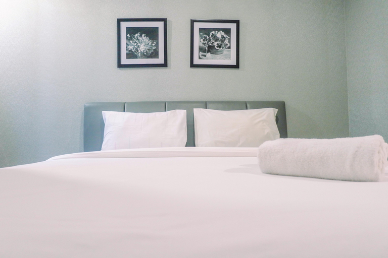 Cozy Living Studio Room Apartment at Tamansari Papilio By Travelio, Surabaya