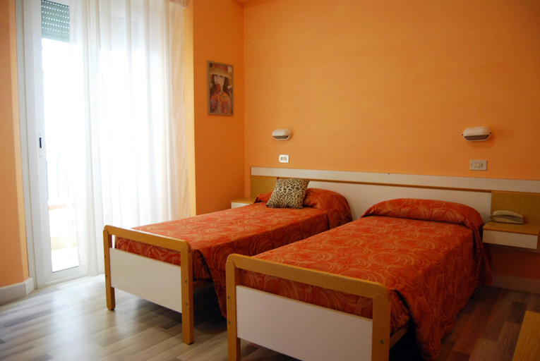 Bedroom 3, Hotel Milena, Rimini