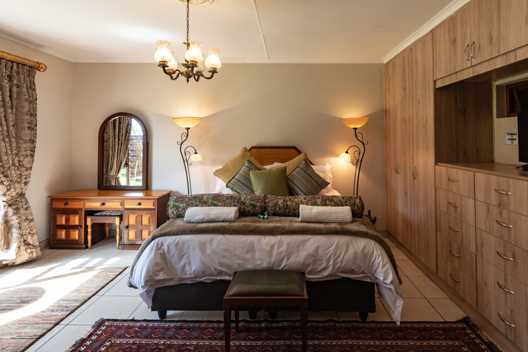 Bedroom 3, Antiqua Guest House, Eden
