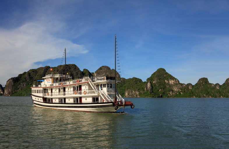 Charm Boutique Cruise, Hạ Long