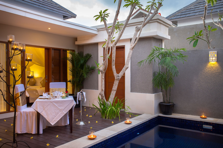 Swimming Pool 30
