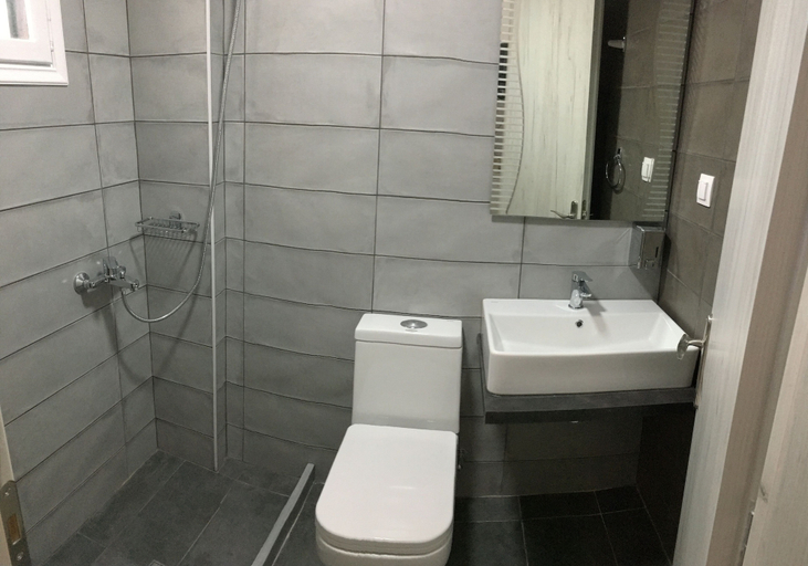 Bathroom 4, Elena's Luxury Studios and Apartments, Ionian Islands