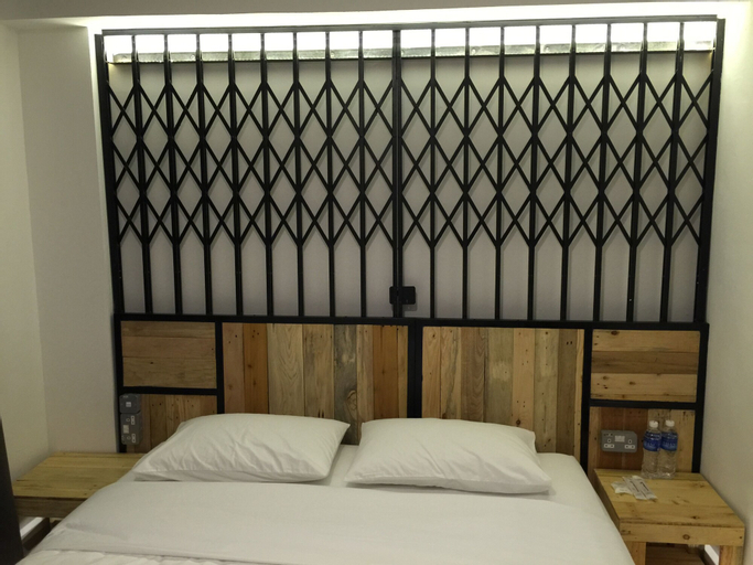 The Oikos Hotel, Pontian