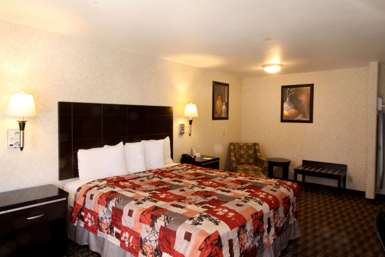 Bedroom 3, Sunburst Spa & Suites Motel, Los Angeles
