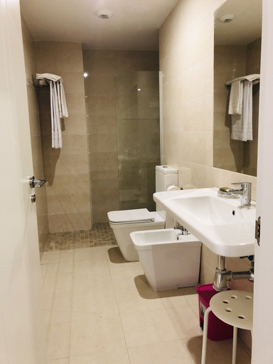 Bathroom 5, Apartamento turísticos Puente Romano P1 1-C, Salamanca