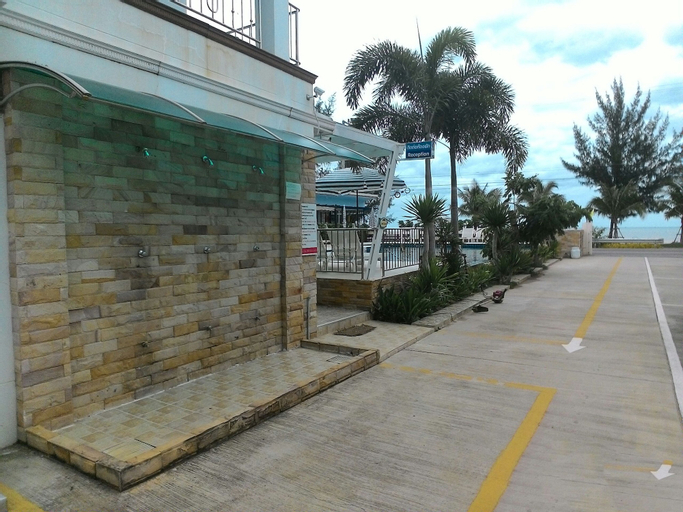 Ing-Fah Villa, K. Sam Roi Yot