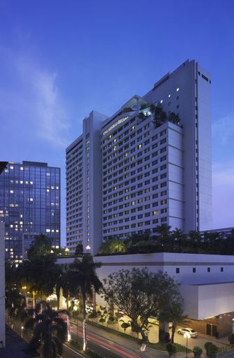 New World Makati Hotel, Makati City