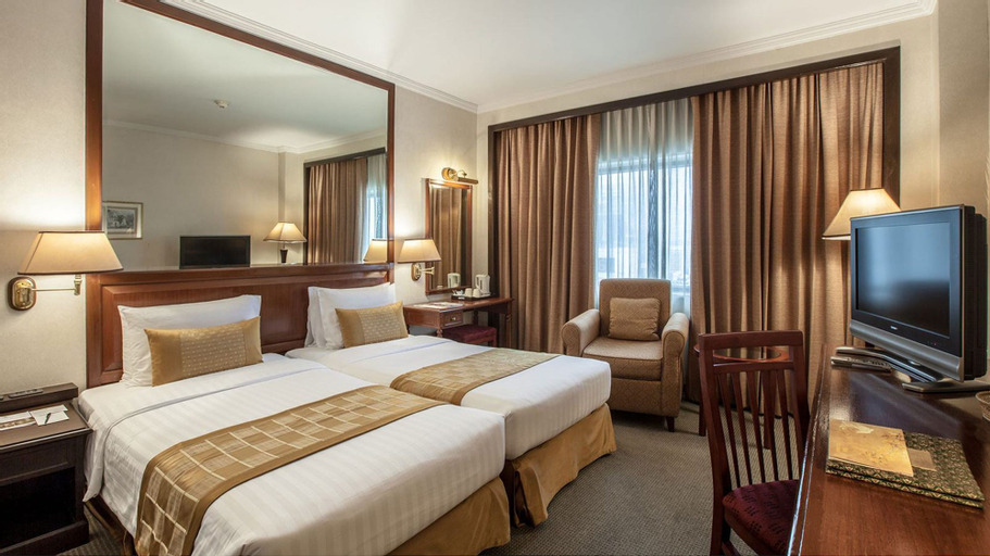 Arnoma Grand Bangkok, Ratchathewi