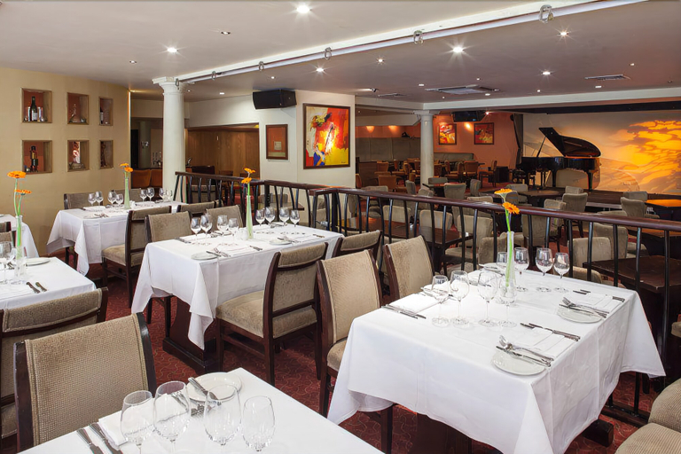 Food & Drinks 5, Ellington Lodge At The Concorde, Hampshire