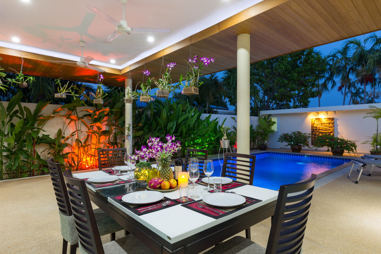 Food & Drinks, Villa Nolan, Phuket Island