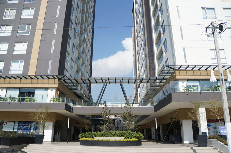 Exterior & Views 1, Metropolitan Suites, Zapopan