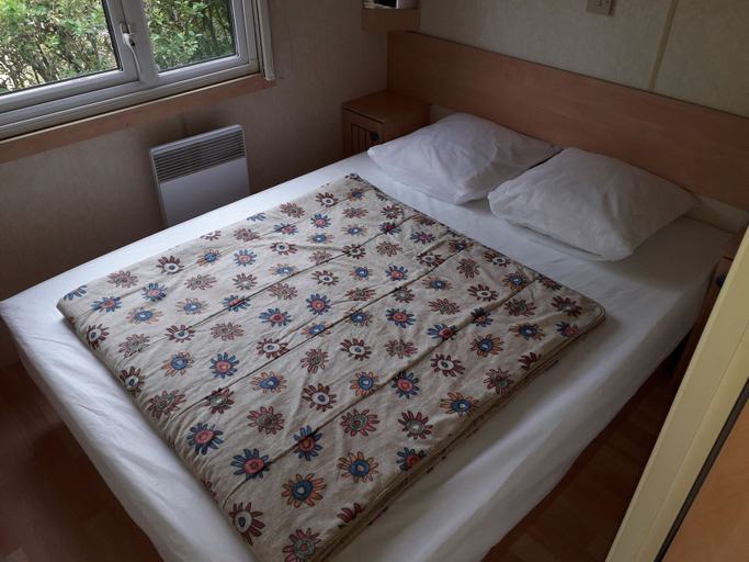 Bedroom 3, Camping La Croix Badeau - Mobilehomes, Aube