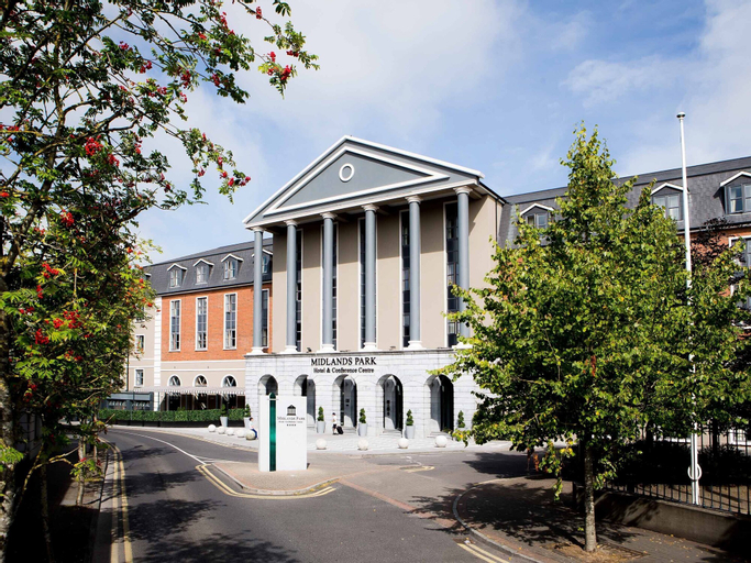 Midlands Park Hotel,