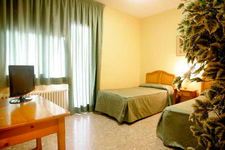Bedroom 3, Hostal del Senglar, Tarragona