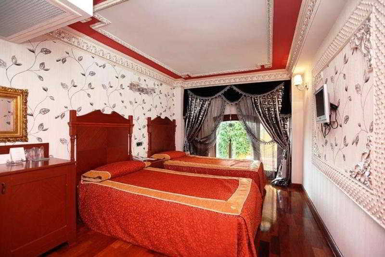 Bedroom 2, Deluxe Golden Horn Sultanahmet Hotel, Fatih