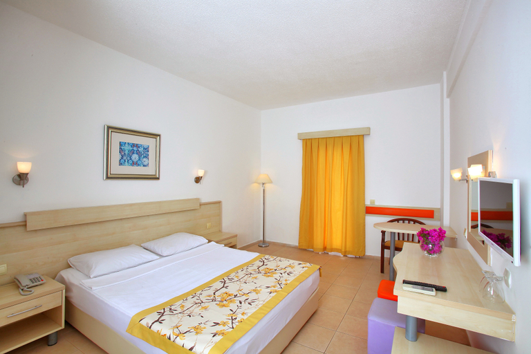 Bedroom 3, Natur Garden Hotel, Bodrum