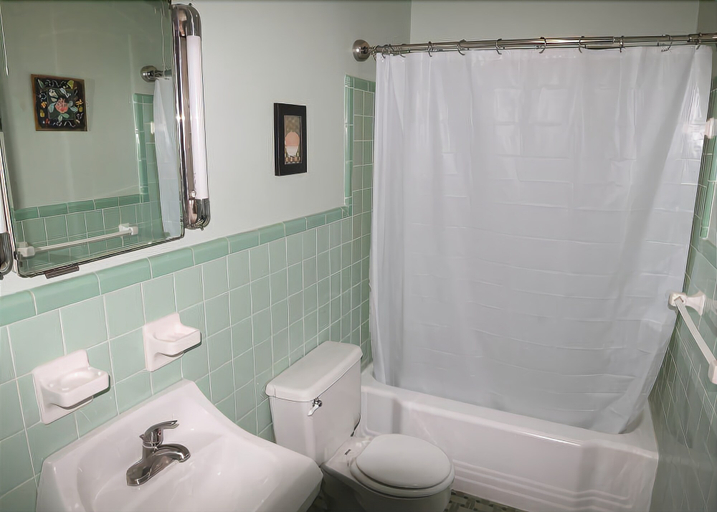 Bathroom, Pet Friendly, 2 Bedroom, Wifi - Bella Casa, Saint Johns