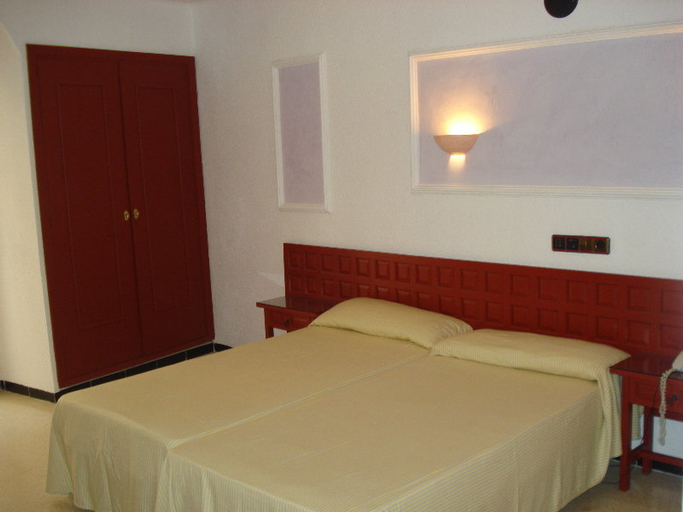 Bedroom 4, Hotel Cassandra, Baleares