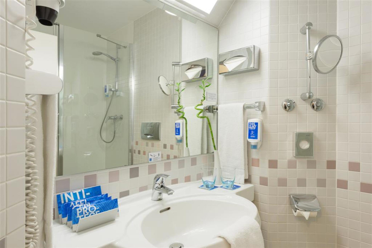 Bathroom 4, Hotel München City Center affiliated by Meliá, München