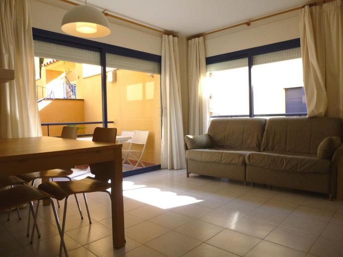 Bedroom 3, Mar Blau , Girona