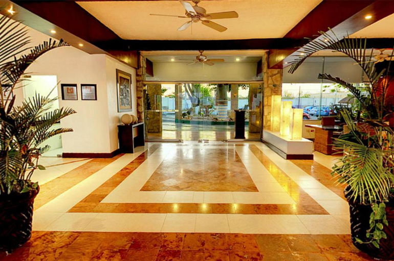 Public Area 2, El Cid La Ceiba Beach Hotel, Cozumel