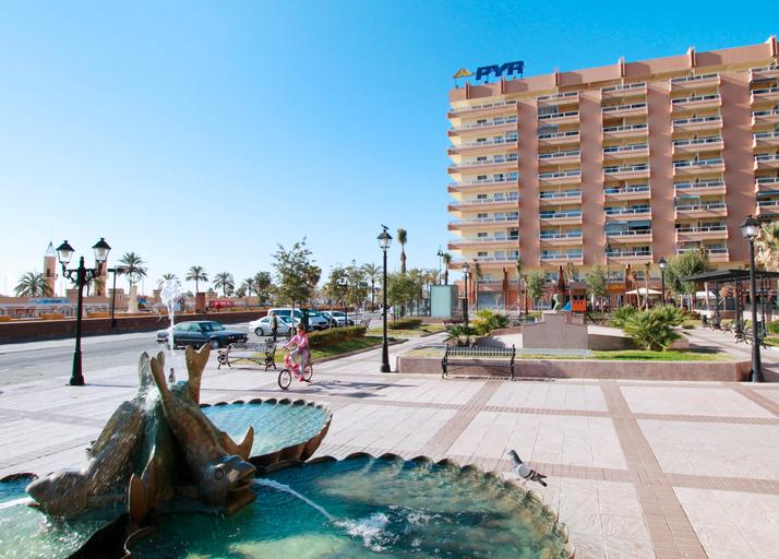 Aparthotel PYR Fuengirola, Málaga