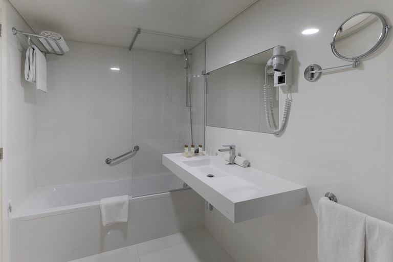 Bathroom, Olissippo Marques De Sa, Lisbon