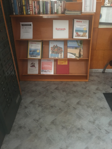 Public Area 3, Europa Family Apartments, Girona