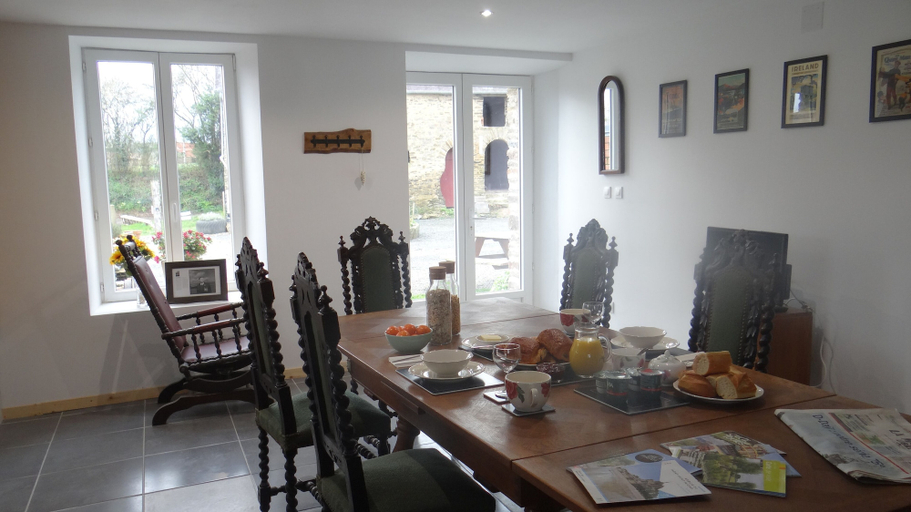 Others 5, La Petite Houssaye, Manche