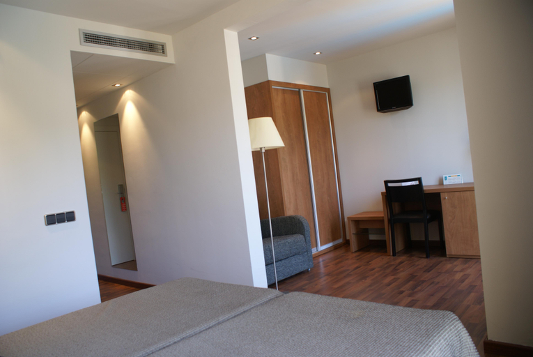 Public Area 3, Medes II , Girona