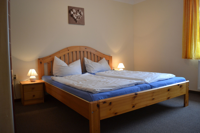 Bedroom 2, FeWo im Camp Am Wasser, Vorpommern-Rügen