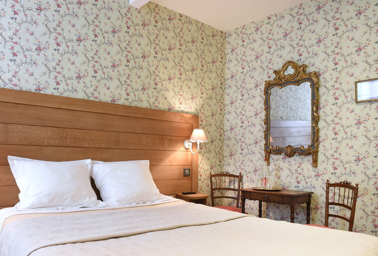 Bedroom 3, Hotel Saint James, Calvados