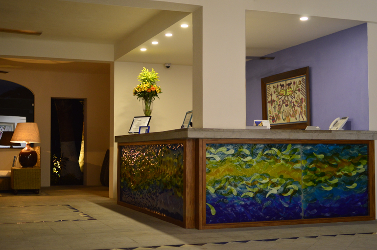Public Area 4, Puerto de Luna Pet Friendly & Family Suites Hotel, Puerto Vallarta