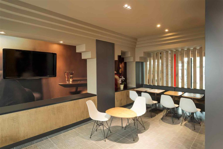 ibis Milano Centro, Milano