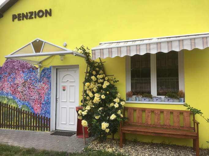 Exterior & Views 2, Penzion Krasny dvur, Louny