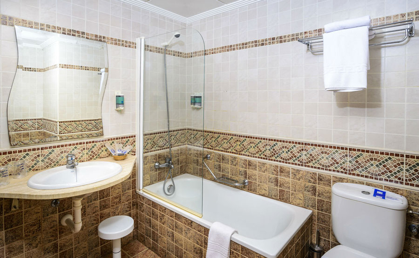 Bathroom 4, Mareny Benidorm, Alicante