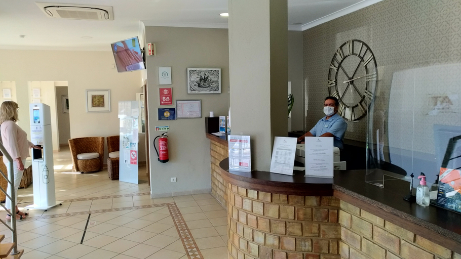 Public Area 5, Rocha Brava Village Resort, Lagoa