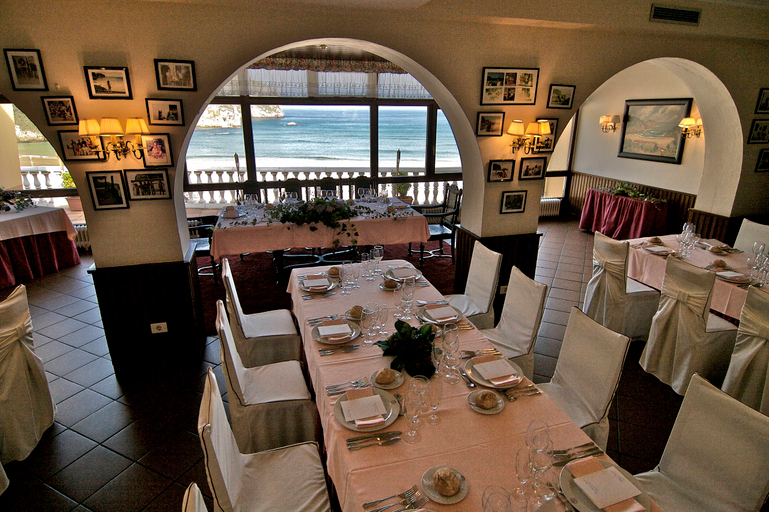 Food & Drinks 5, Hotel Mirador de la Franca, Asturias