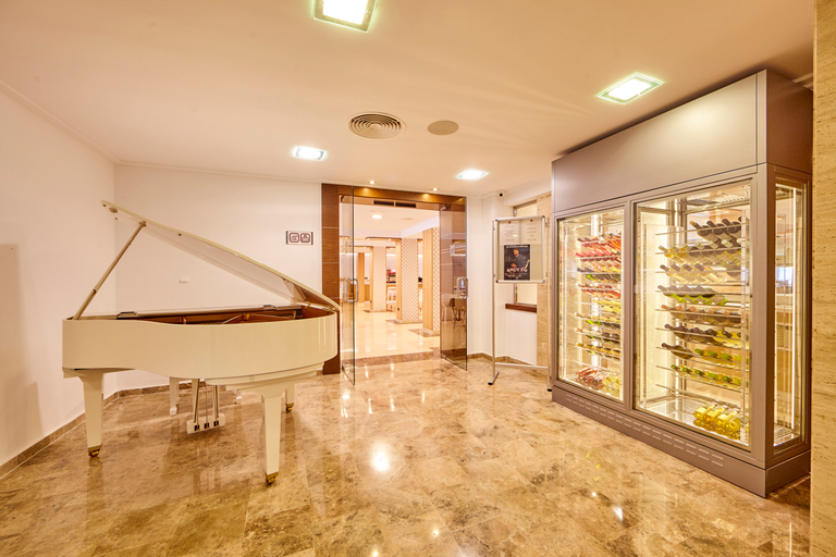Public Area 4, MLL Mediterranean Bay Hotel - Adults Only, Baleares
