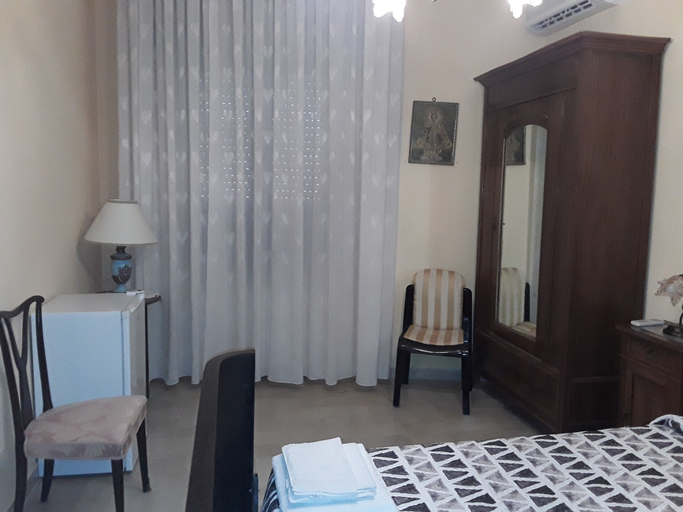 Bedroom 5, Elimo Affittacamere di Scardino Leonardo, Trapani