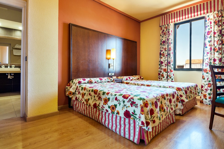 Bedroom 4, Gran hotel & Spa  Marmolejo, Jaén