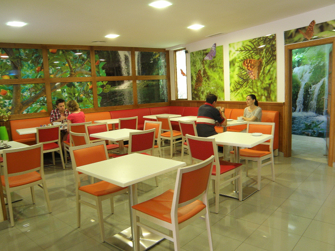 Public Area 3, Puerta del Mar, Málaga