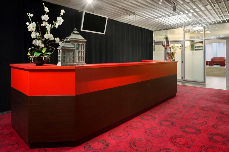 Public Area 2, Ramada Encore by Wyndham Geneva, Genève