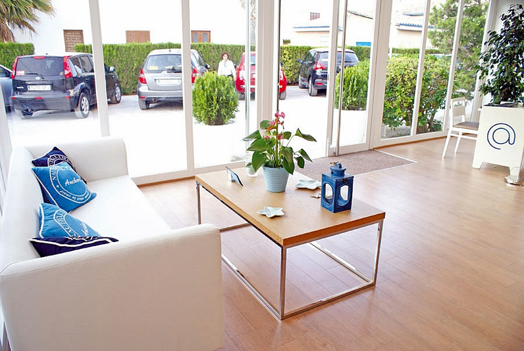 Public Area, Bellamar, Baleares