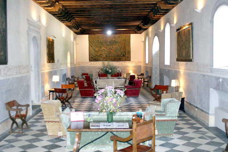 Public Area 4, Monasterio de San Francisco, Córdoba