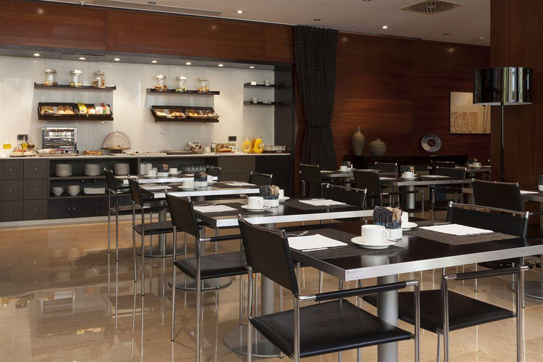 Food & Drinks 5, B&B Hotel Zaragoza Los Enlaces Estación, Zaragoza