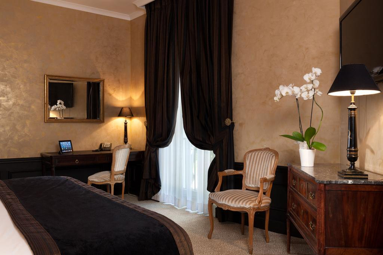 Bedroom 3, Imperator, Gard
